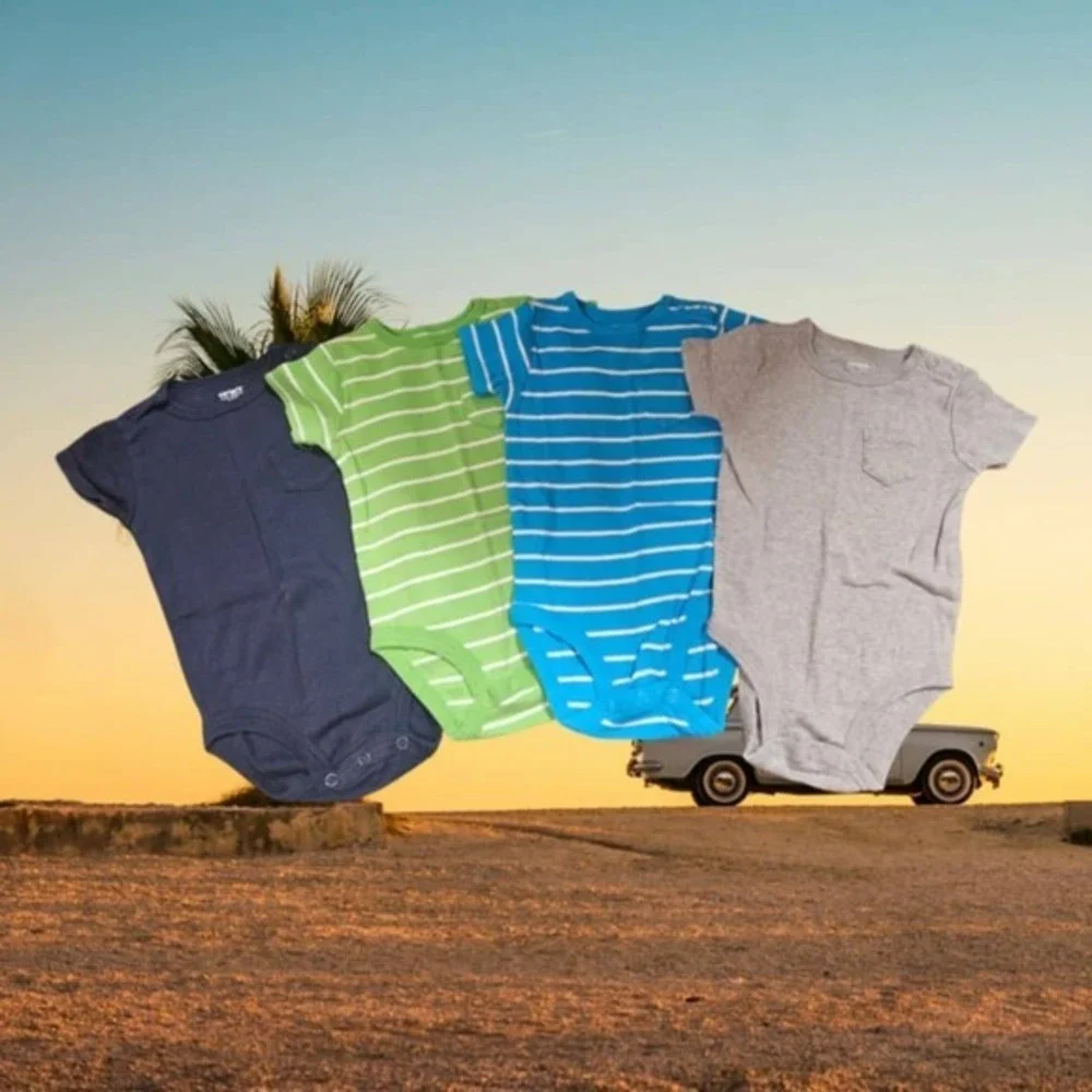 Baby Carter's 4 Onesie‎ Bundle Size 6 Months (D59)